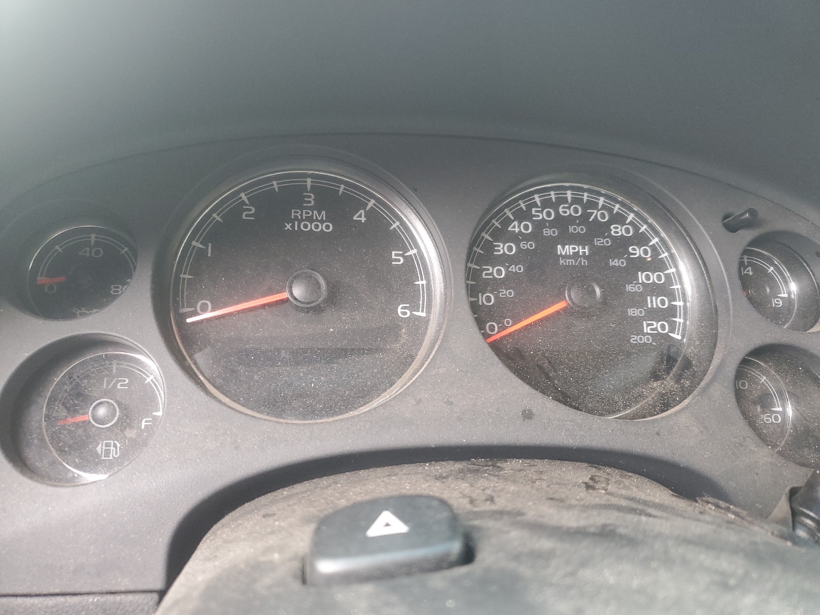 3GNFC160X8G203832 2008 Chevrolet Suburban C1500 Ls