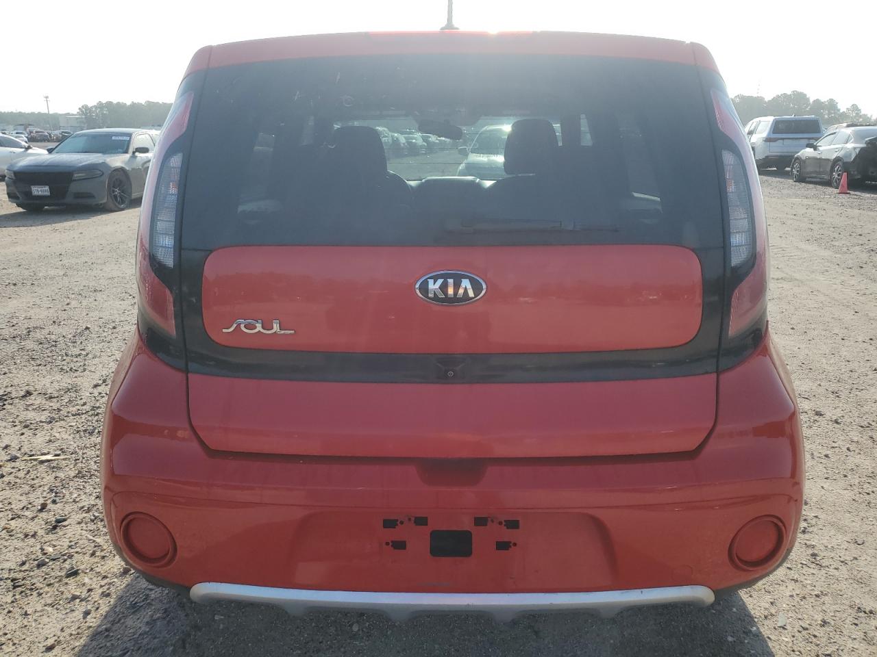2018 Kia Soul + VIN: KNDJP3A5XJ7587845 Lot: 52742884