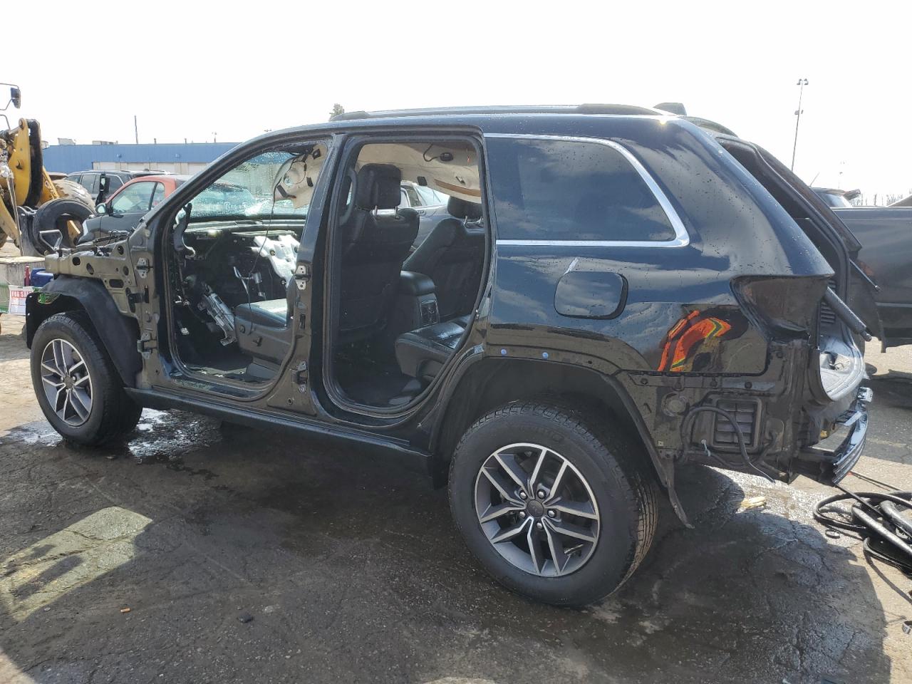 2020 Jeep Grand Cherokee - Image 2