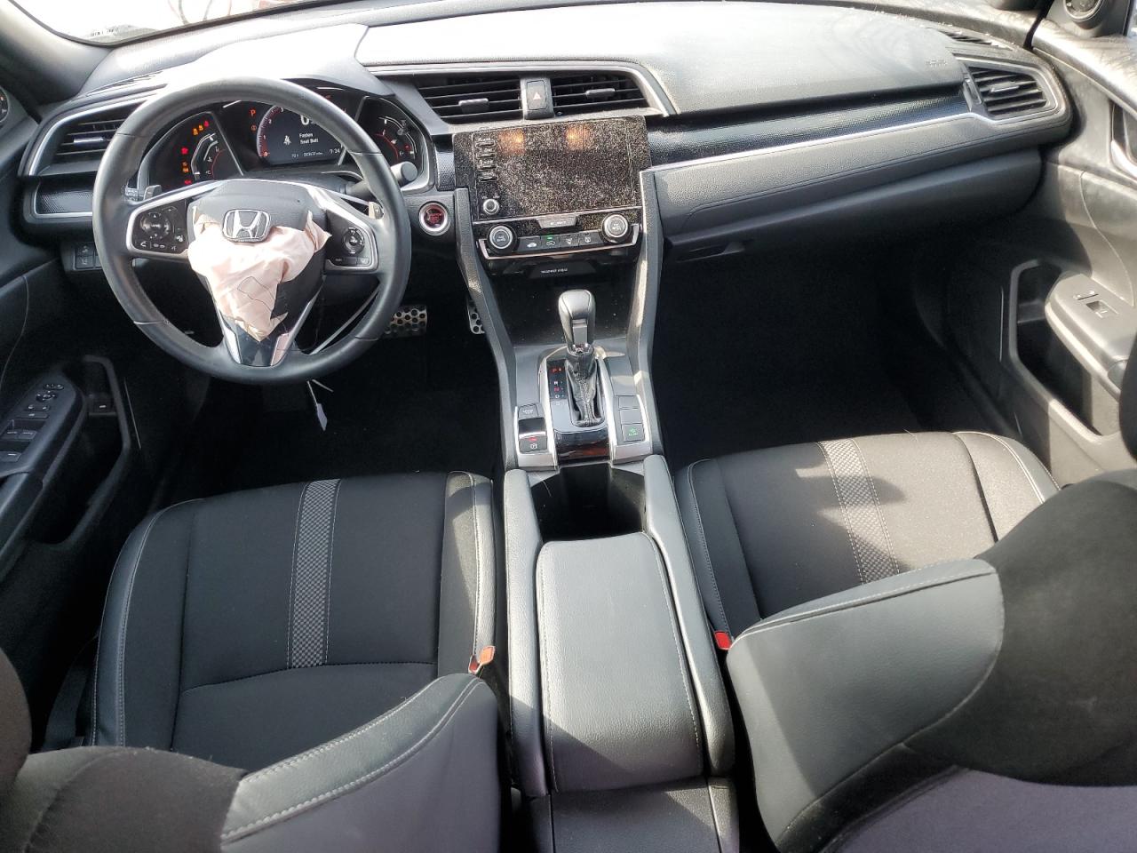 2020 Honda Civic Sport VIN: 19XFC2F88LE215714 Lot: 51424734