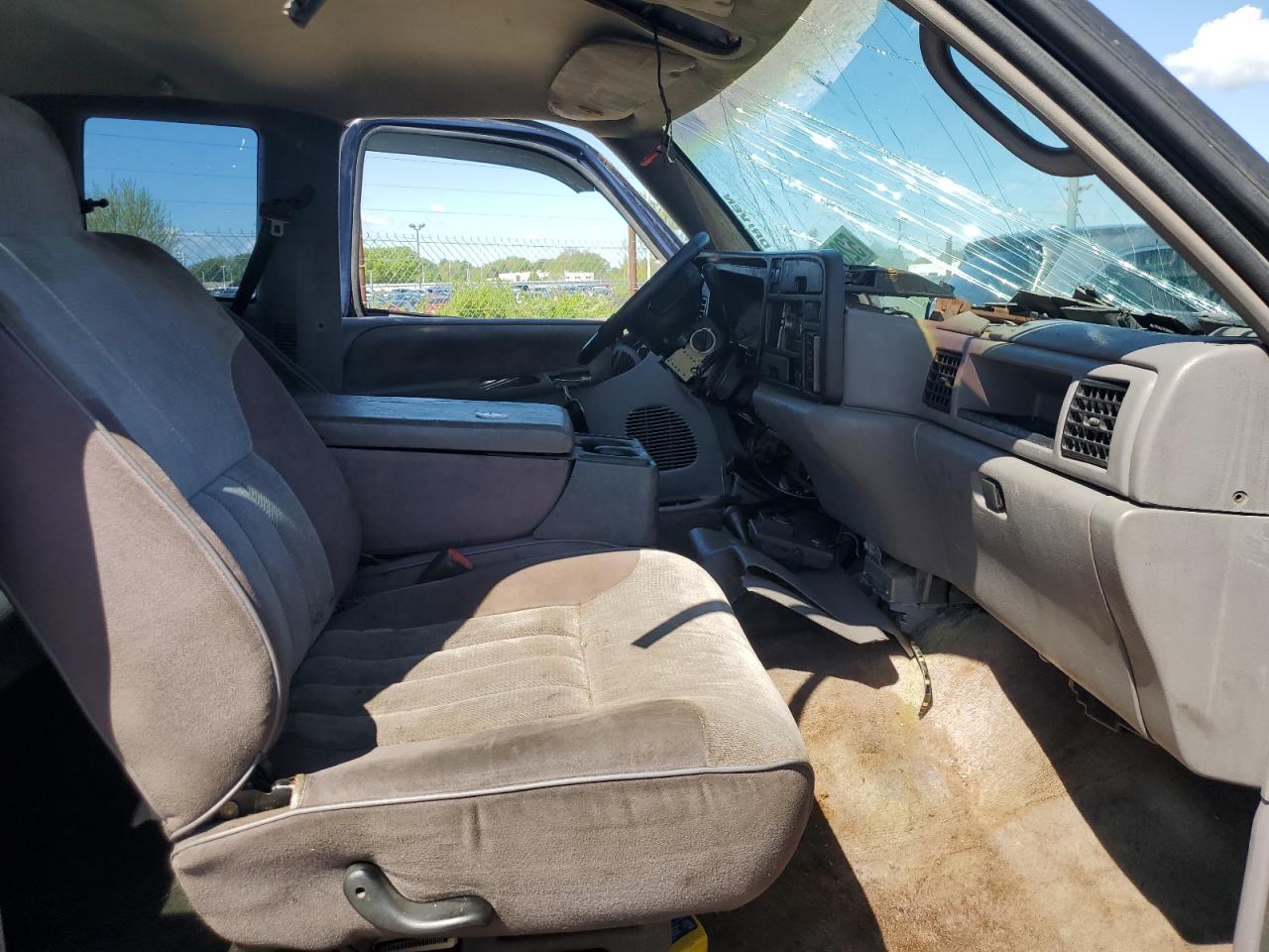 1995 Dodge Ram 2500 VIN: 3B7KF23C6SM147996 Lot: 52841684