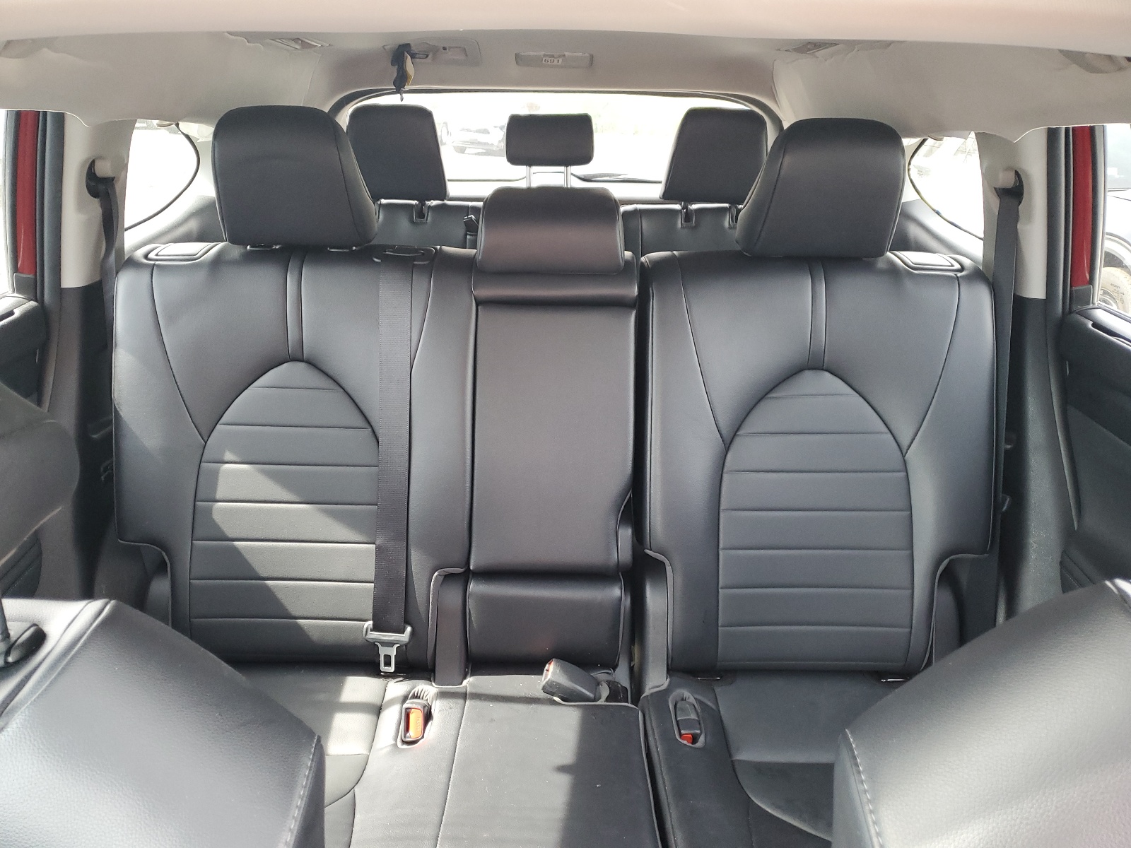 5TDGZRBH8NS568707 2022 Toyota Highlander Xle