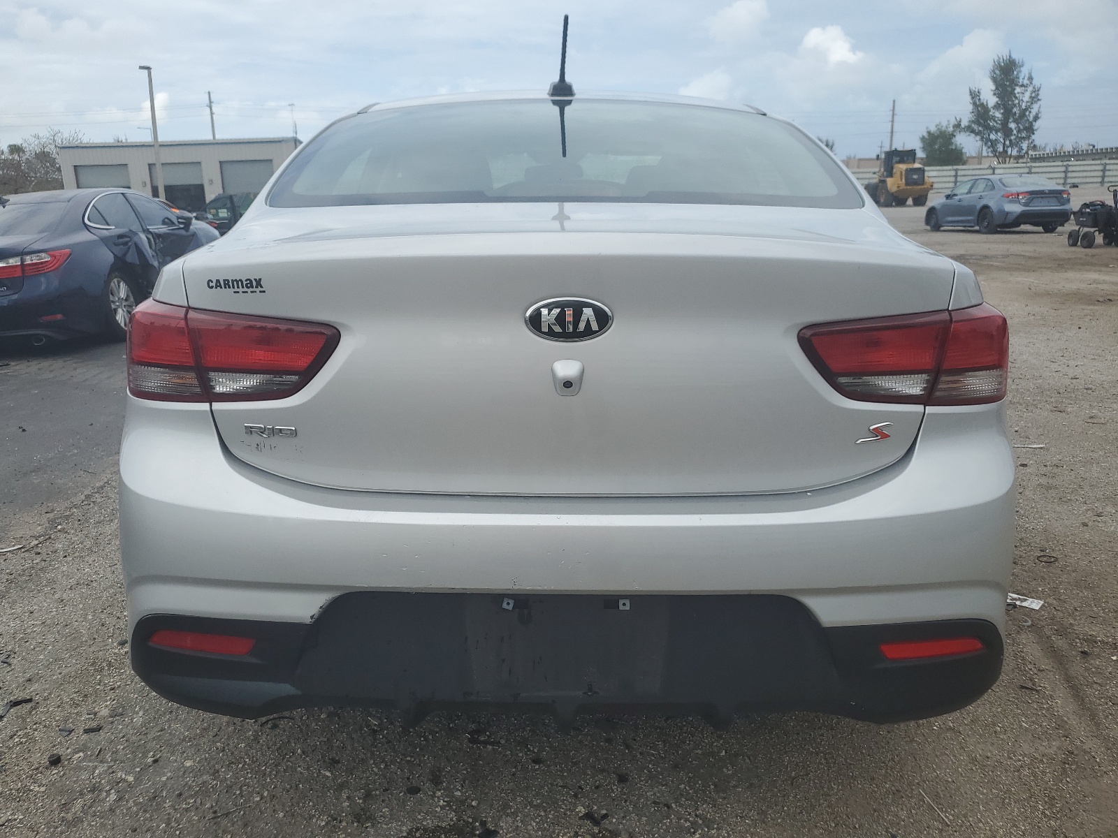 3KPA24AB8KE230188 2019 Kia Rio S