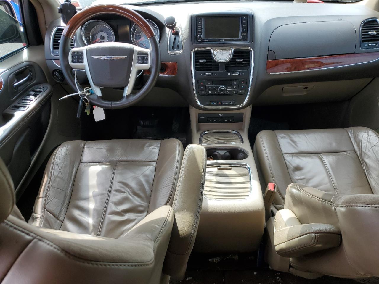 2014 Chrysler Town & Country Limited VIN: 2C4RC1GG8ER238618 Lot: 49567354