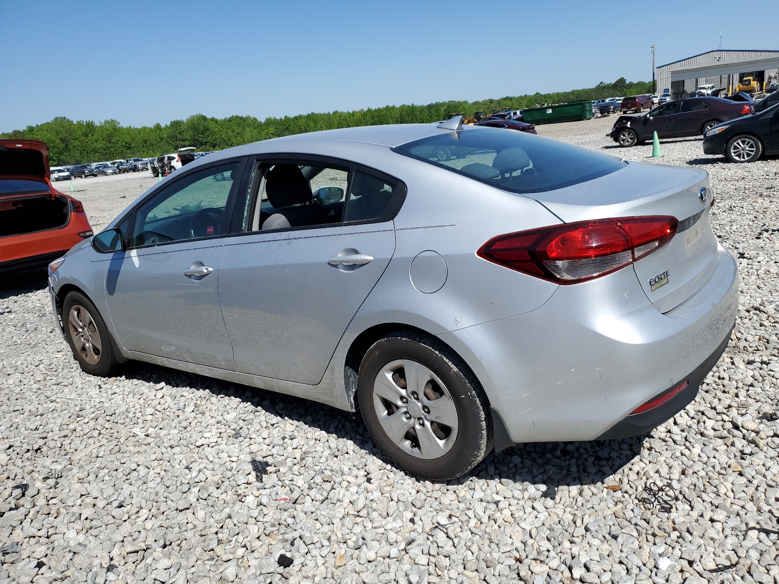 3KPFK4A72JE273151 2018 Kia Forte Lx