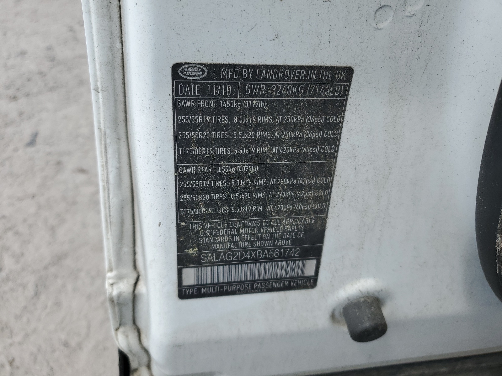 SALAG2D4XBA561742 2011 Land Rover Lr4 Hse