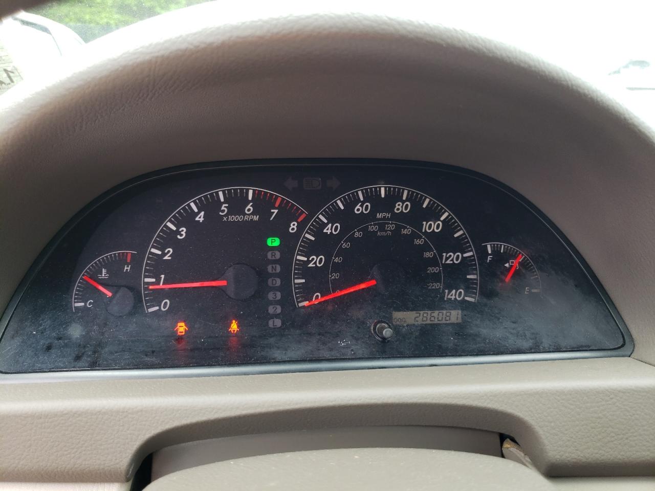 2006 Toyota Camry - Image 9