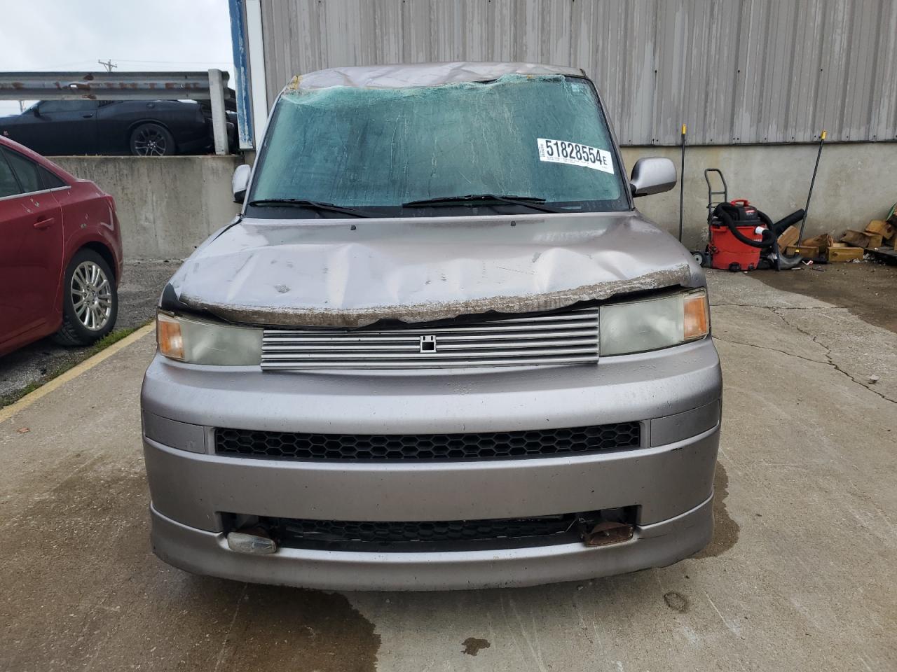 2005 Toyota Scion Xb VIN: JTLKT334954023376 Lot: 51828554