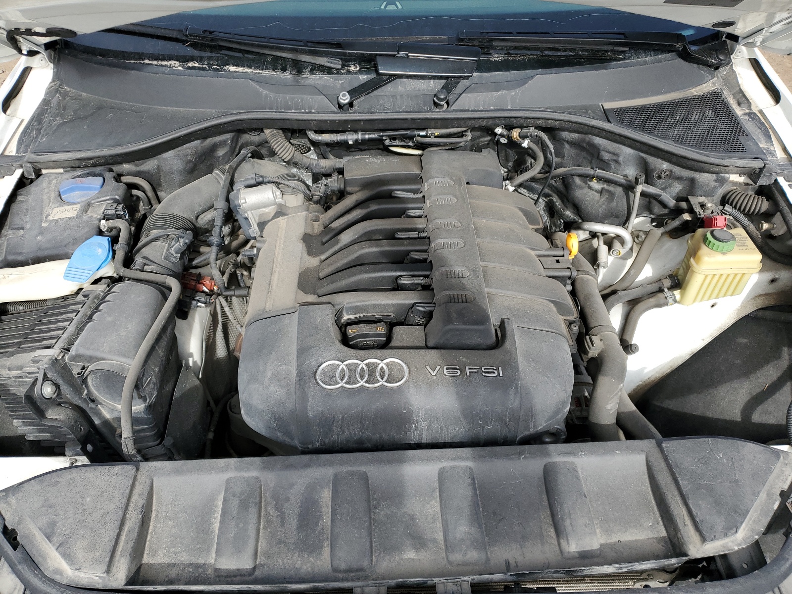 WA1JYCFE7AD000213 2010 Audi Q7 Premium