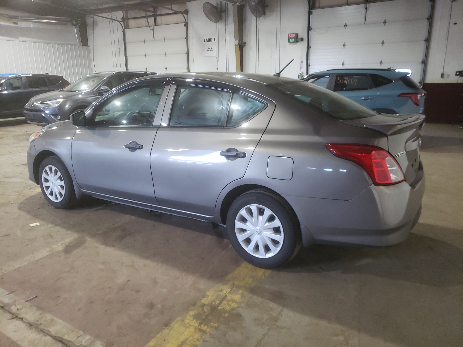 2016 Nissan Versa S vin: 3N1CN7AP4GL892028