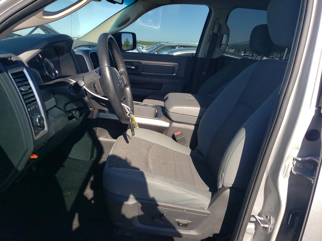 2017 RAM 1500 - Image 7