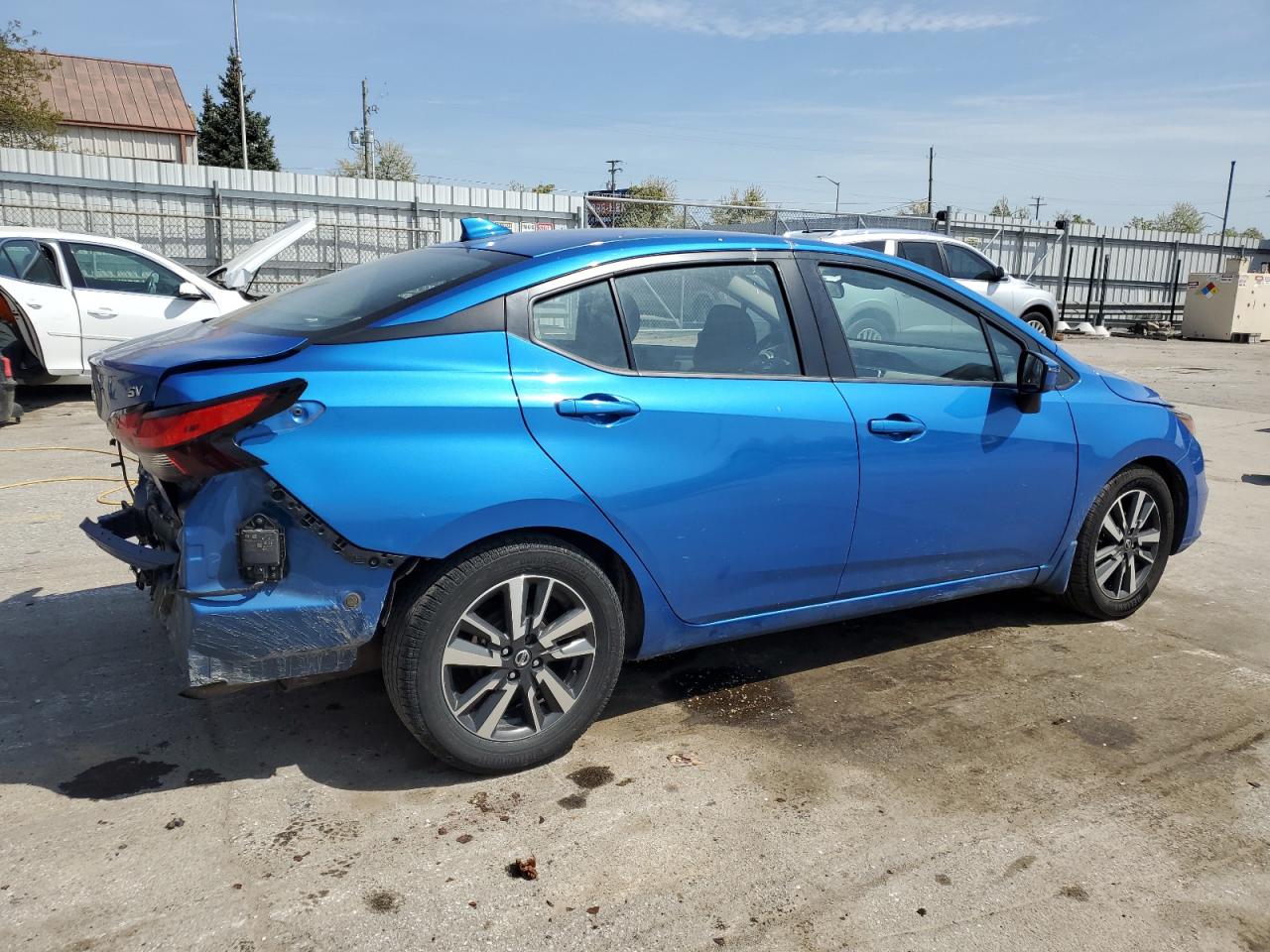 2020 Nissan Versa - Image 3
