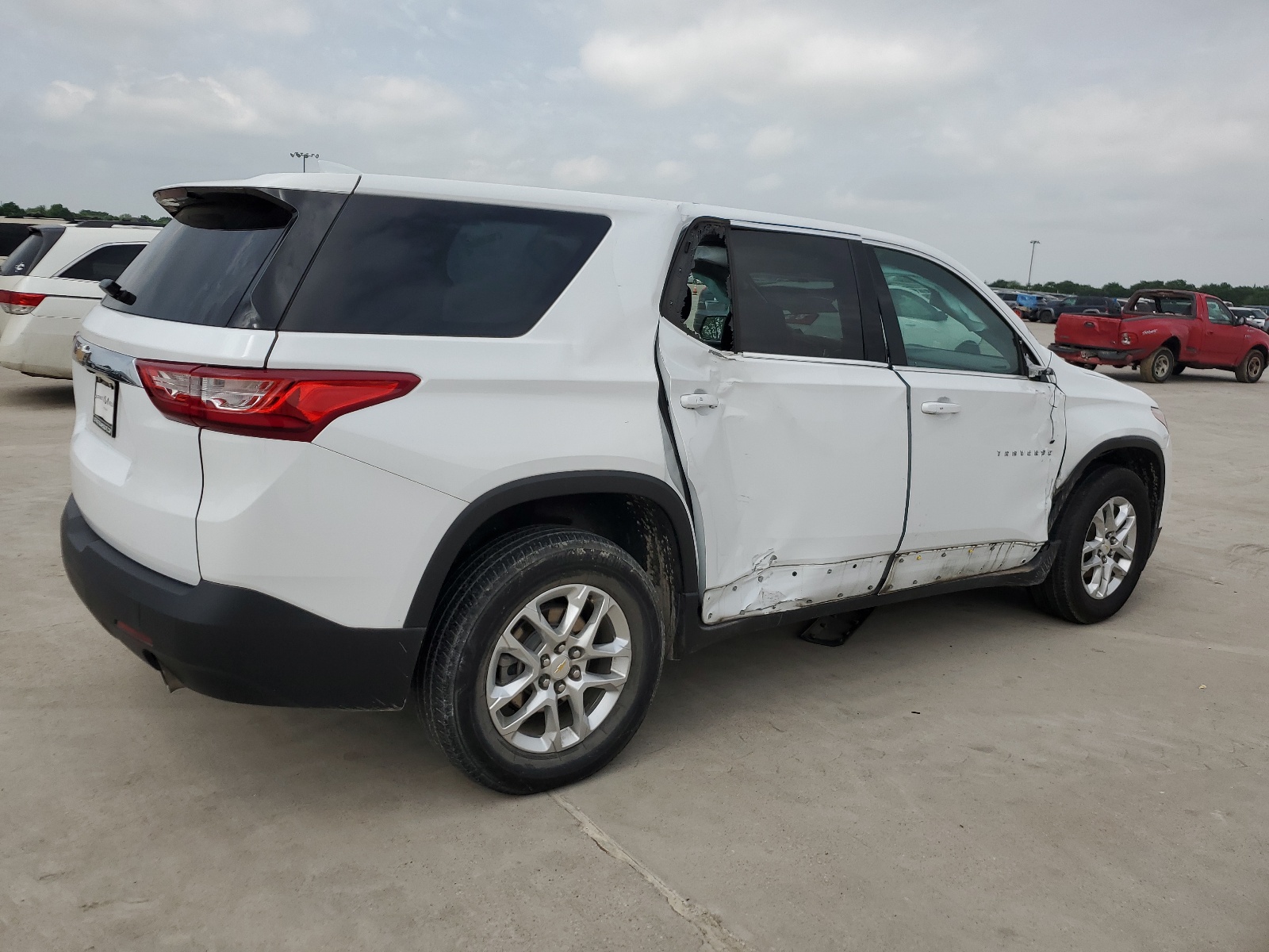 2020 Chevrolet Traverse Ls vin: 1GNERFKW9LJ180391