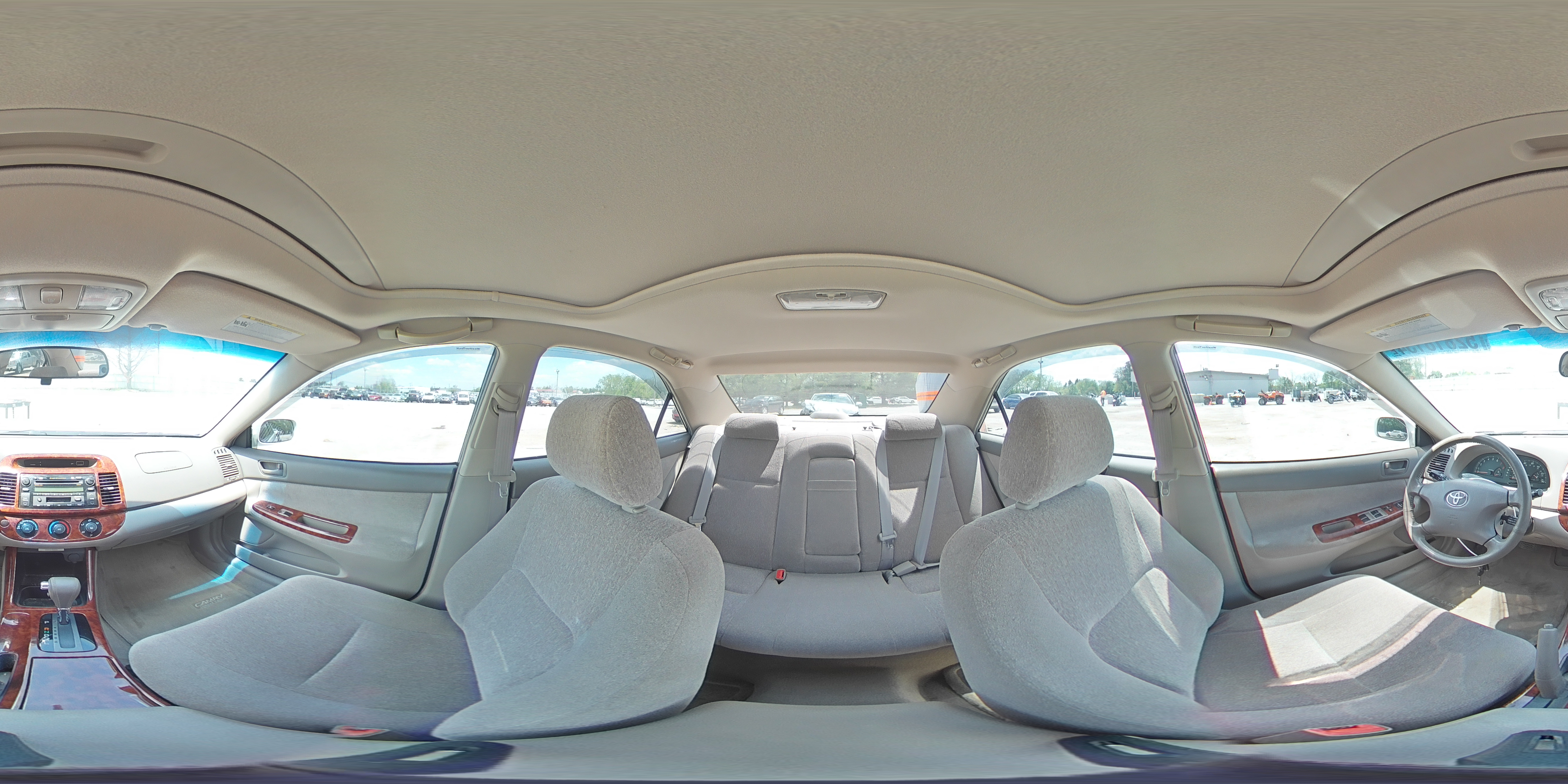 2004 Toyota Camry Le VIN: JTDBE32K040266196 Lot: 52818134