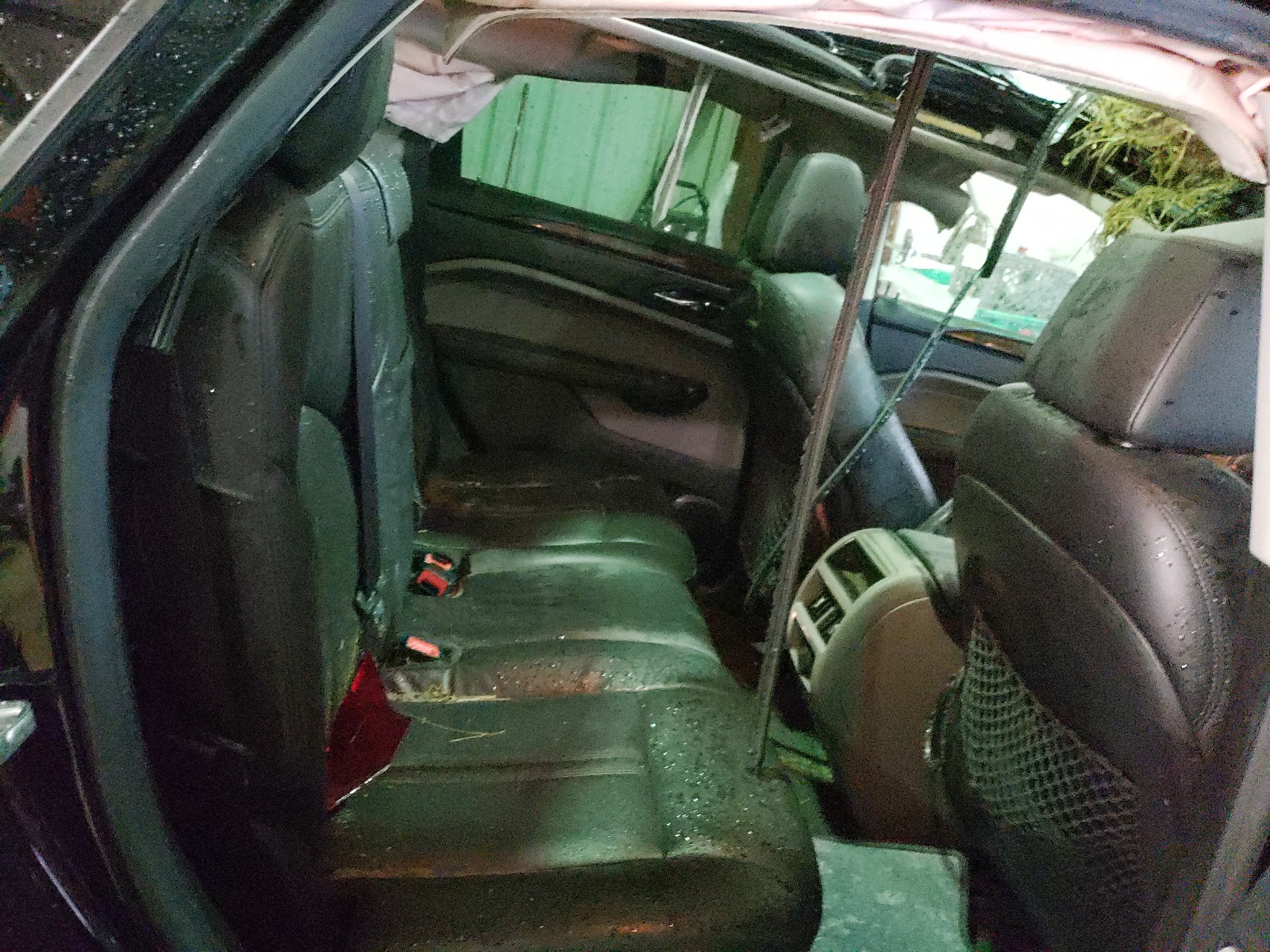 3GYFNAEY8BS671518 2011 Cadillac Srx Luxury Collection