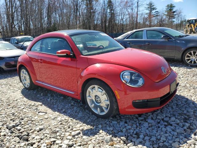 Хэтчбеки VOLKSWAGEN BEETLE 2013 Красный