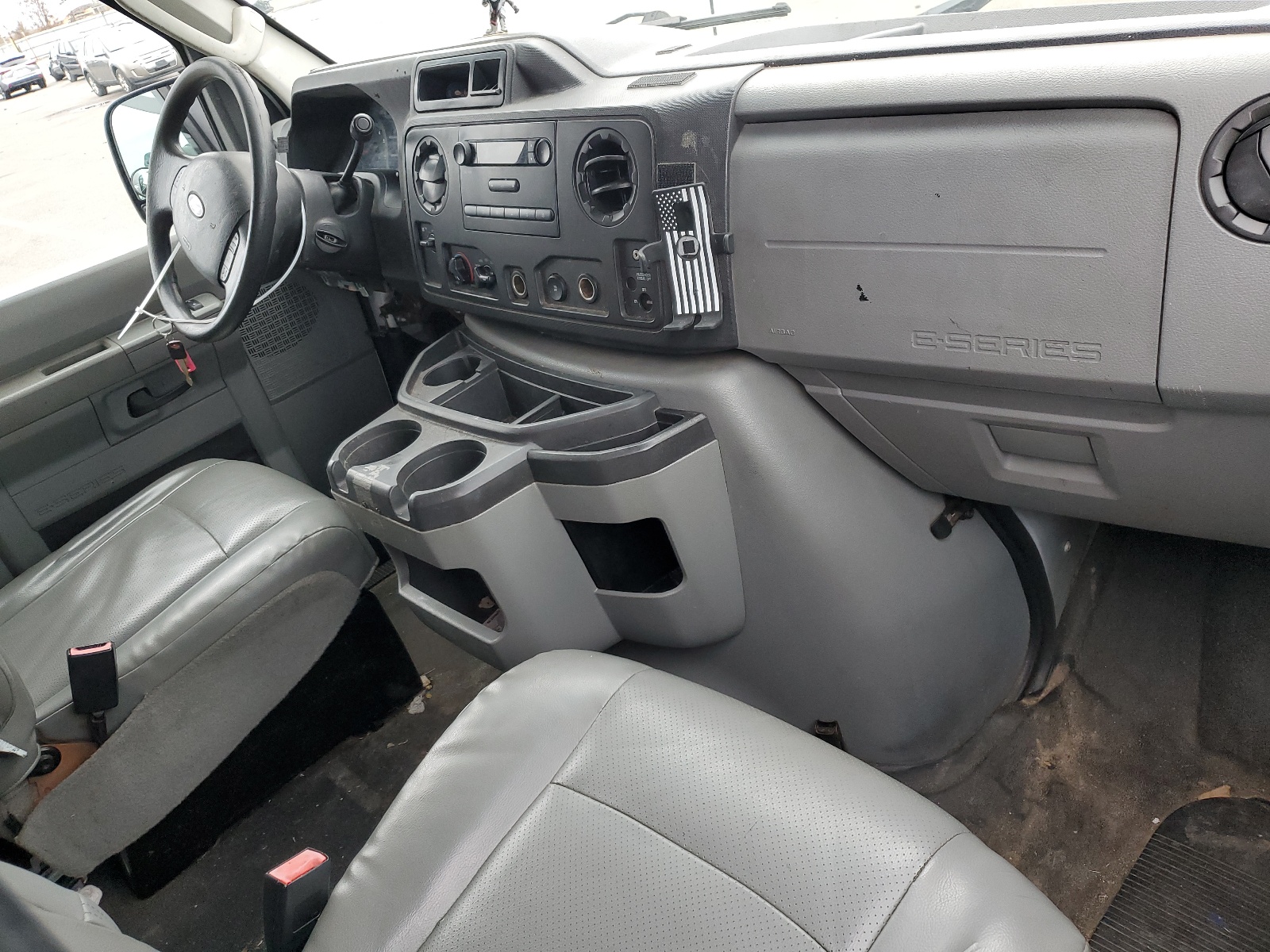 1FTNE2EW2DDA67083 2013 Ford Econoline E250 Van