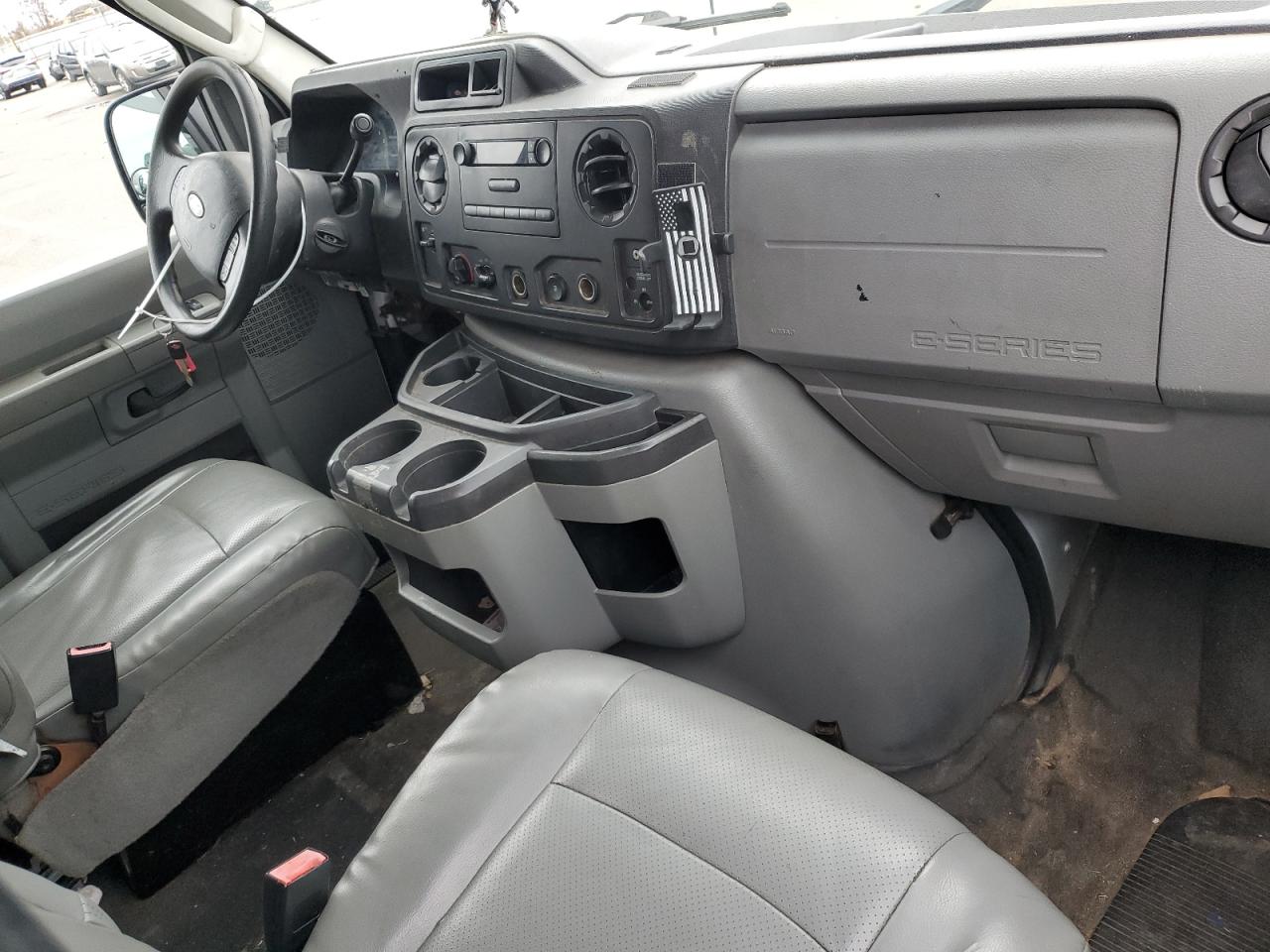 2013 Ford Econoline E250 Van VIN: 1FTNE2EW2DDA67083 Lot: 48618094