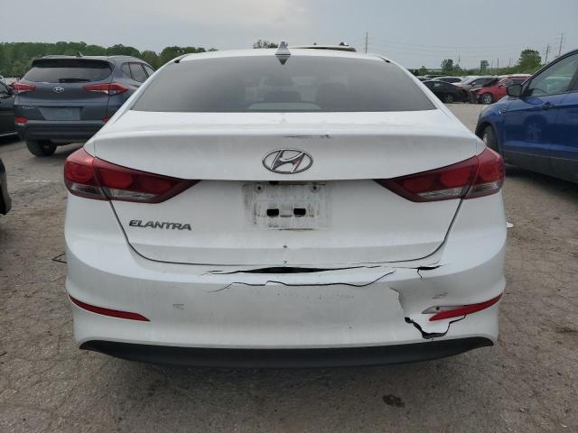  HYUNDAI ELANTRA 2018 Белы