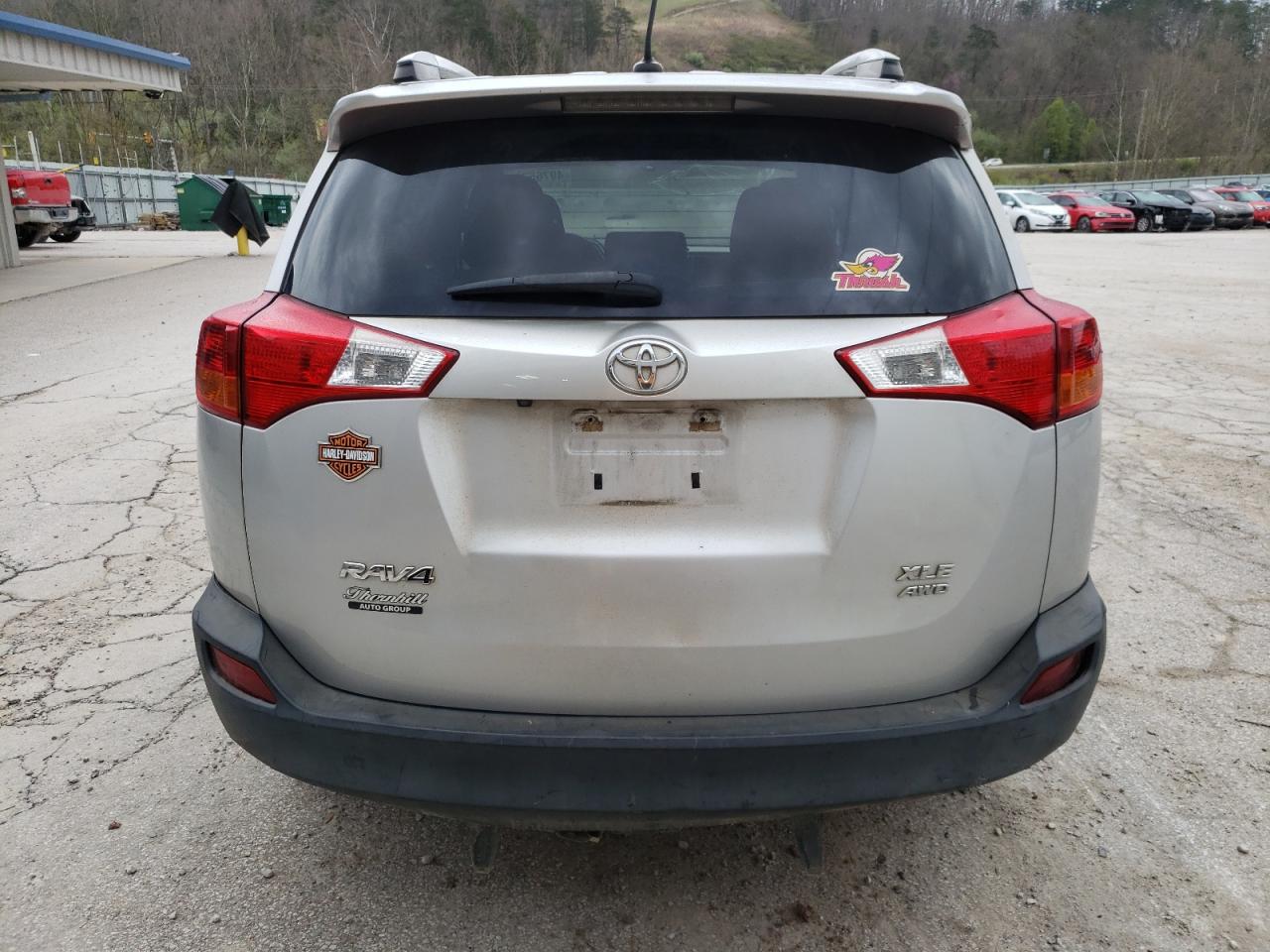 2T3RFREV0FW319014 2015 Toyota Rav4 Xle