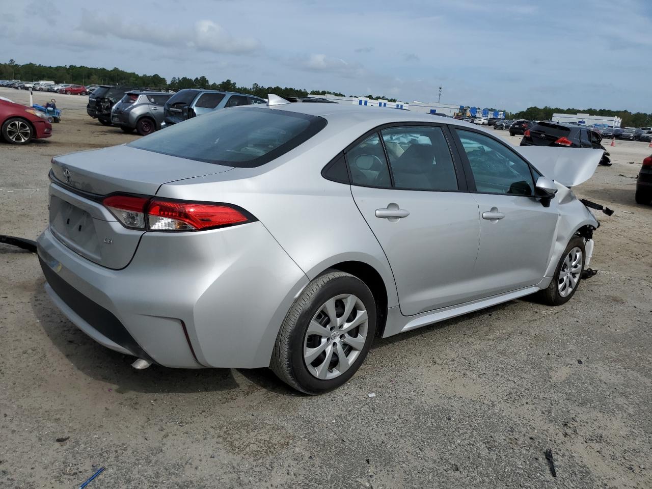 2022 Toyota Corolla - Image 3