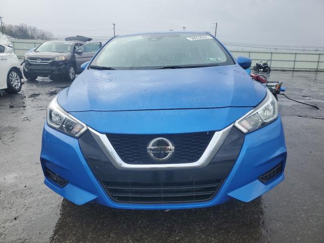  NISSAN VERSA 2021 Синій
