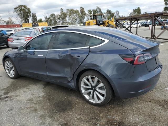  TESLA MODEL 3 2019 Серый