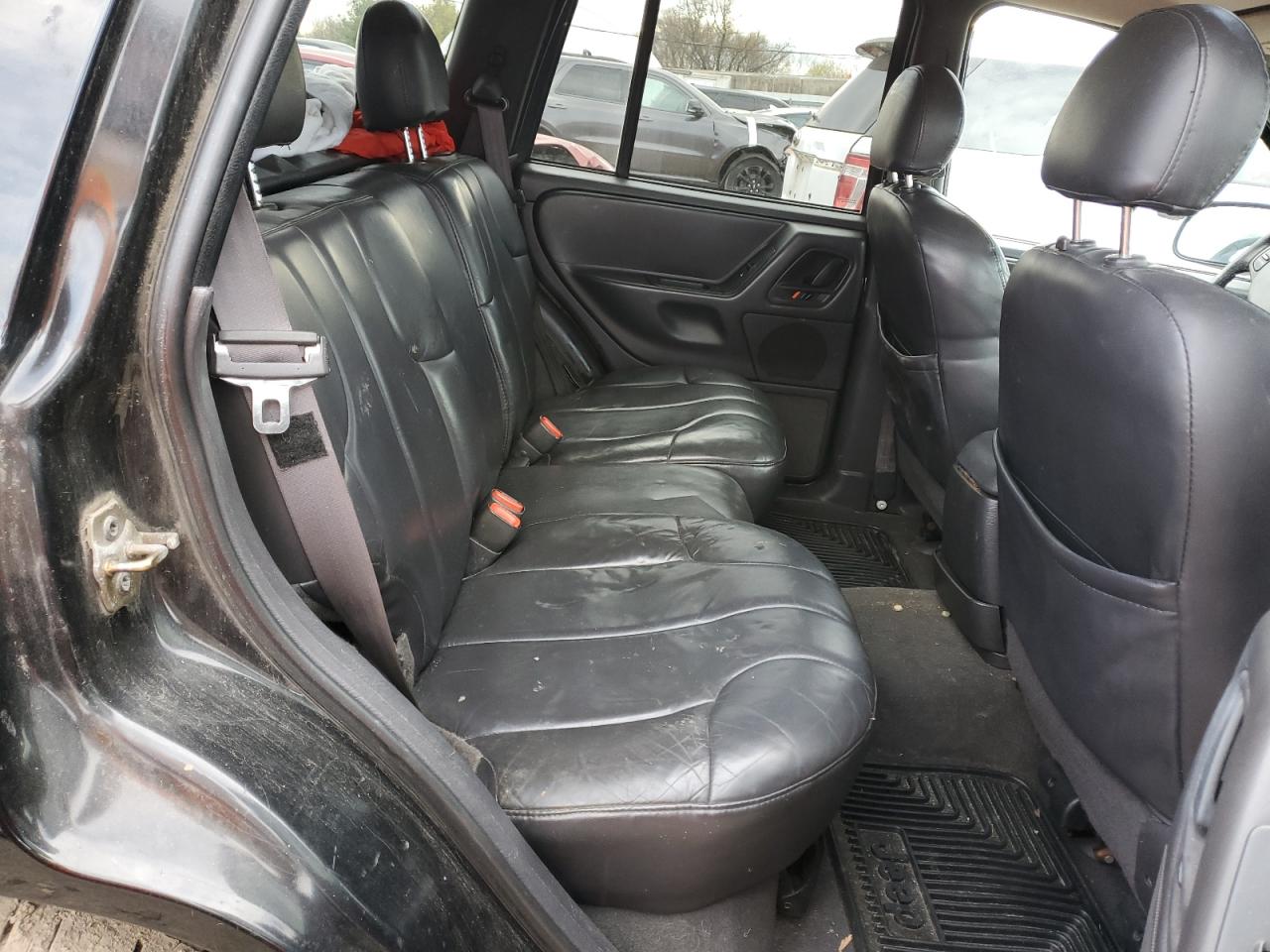 2001 Jeep Grand Cherokee Laredo VIN: 1J4GW48S31C647853 Lot: 49536324