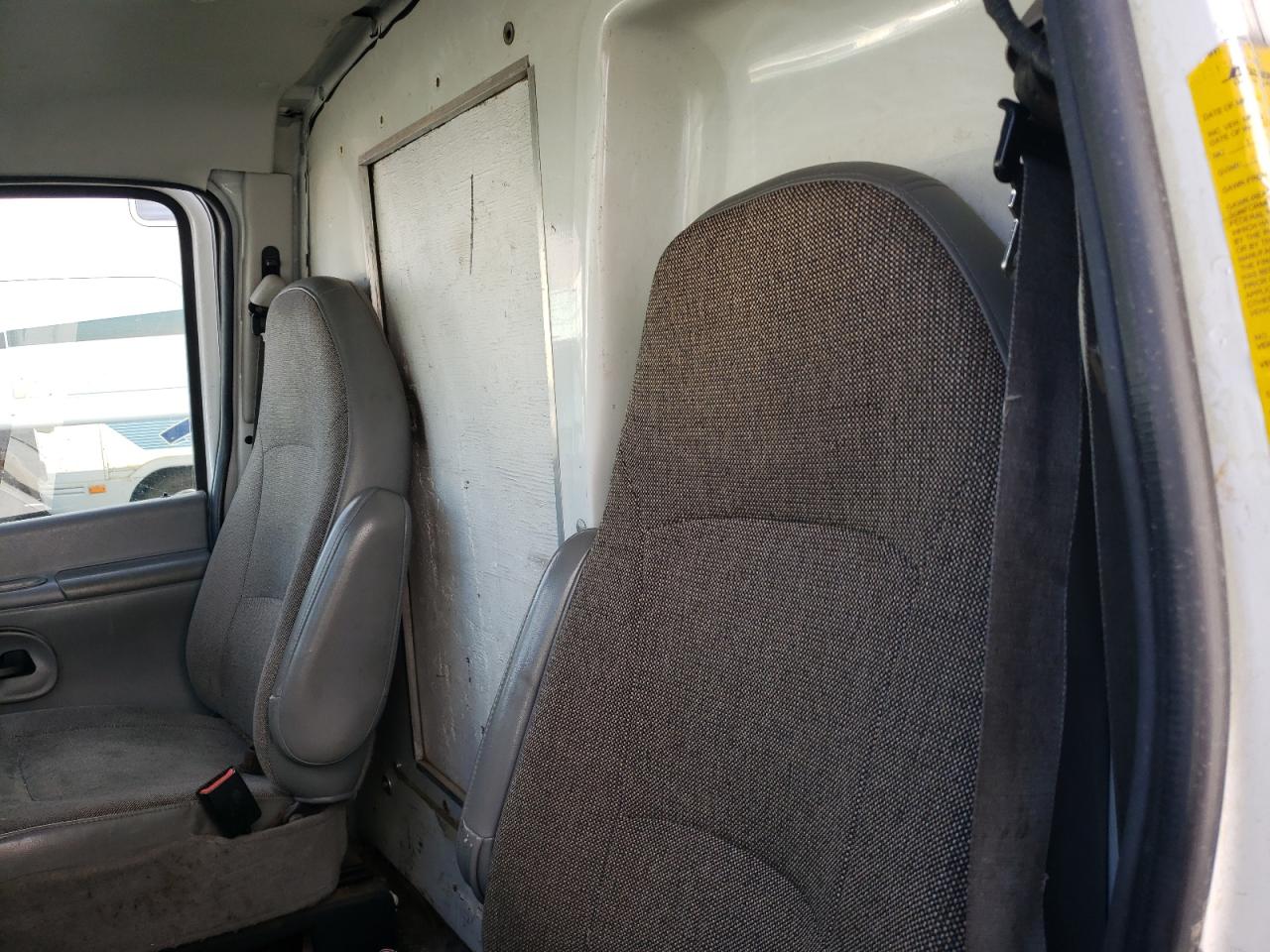 2004 Ford Econoline E450 Super Duty Cutaway Van VIN: 1FDXE45P44HA49699 Lot: 49992414