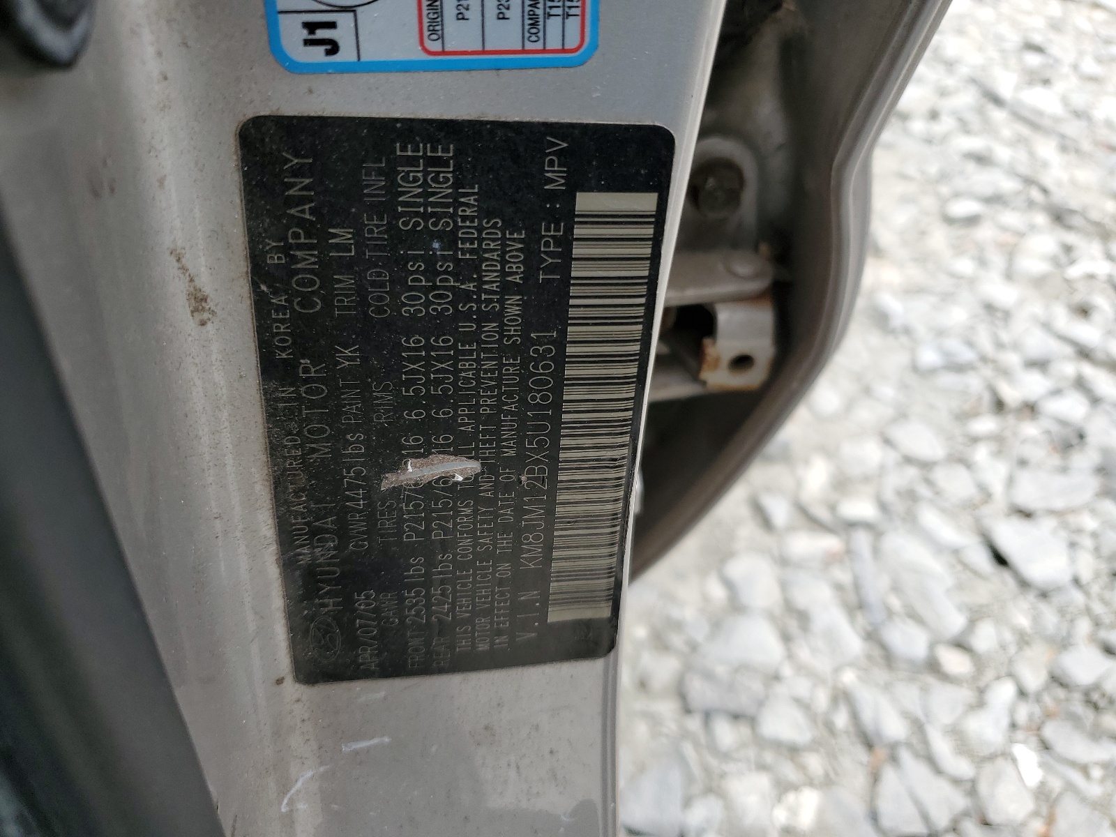 KM8JM12BX5U180631 2005 Hyundai Tucson Gl