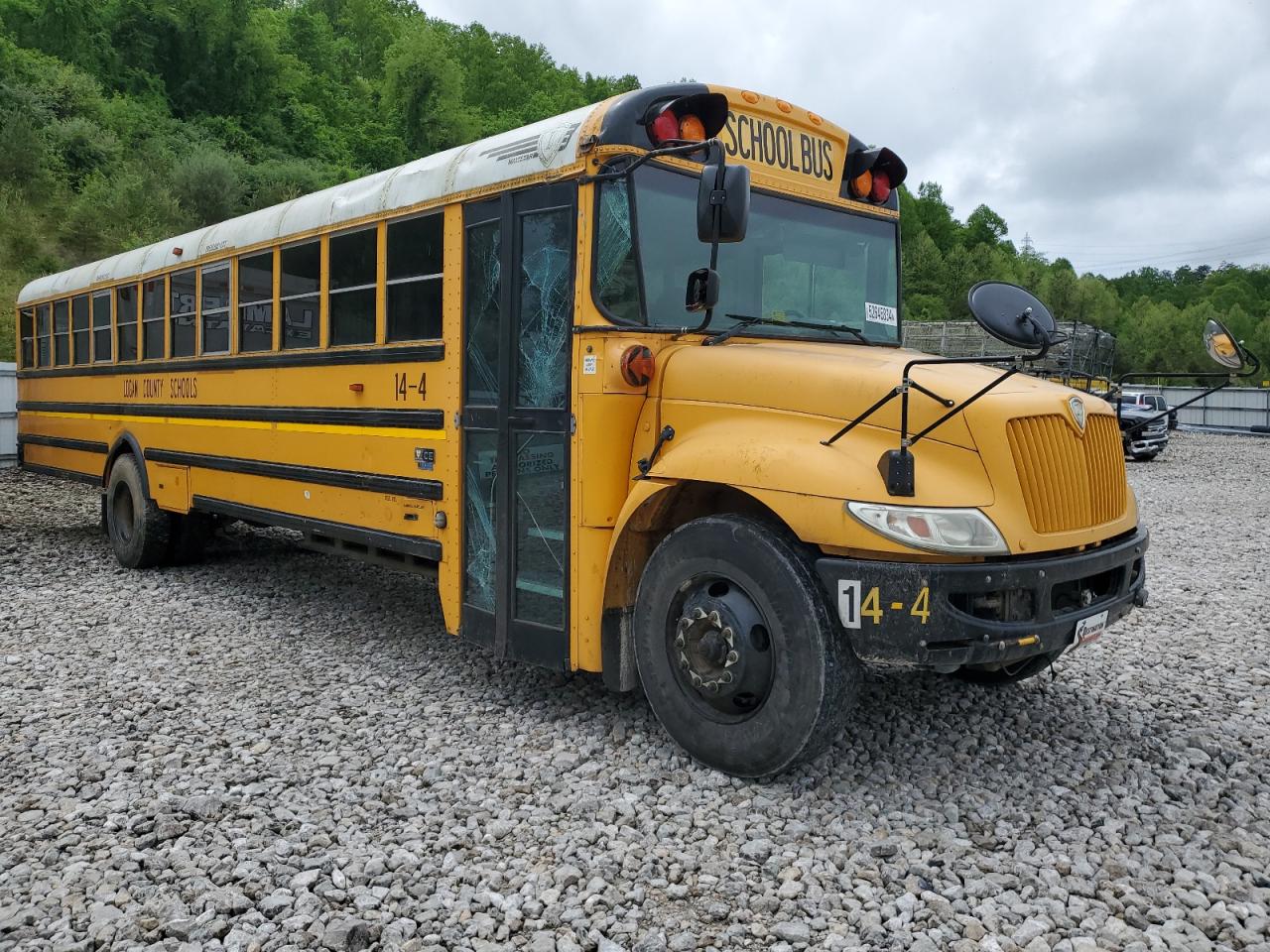2014 Ic Corporation 3000 Ce na sprzedaż w Hurricane, WV - Side
