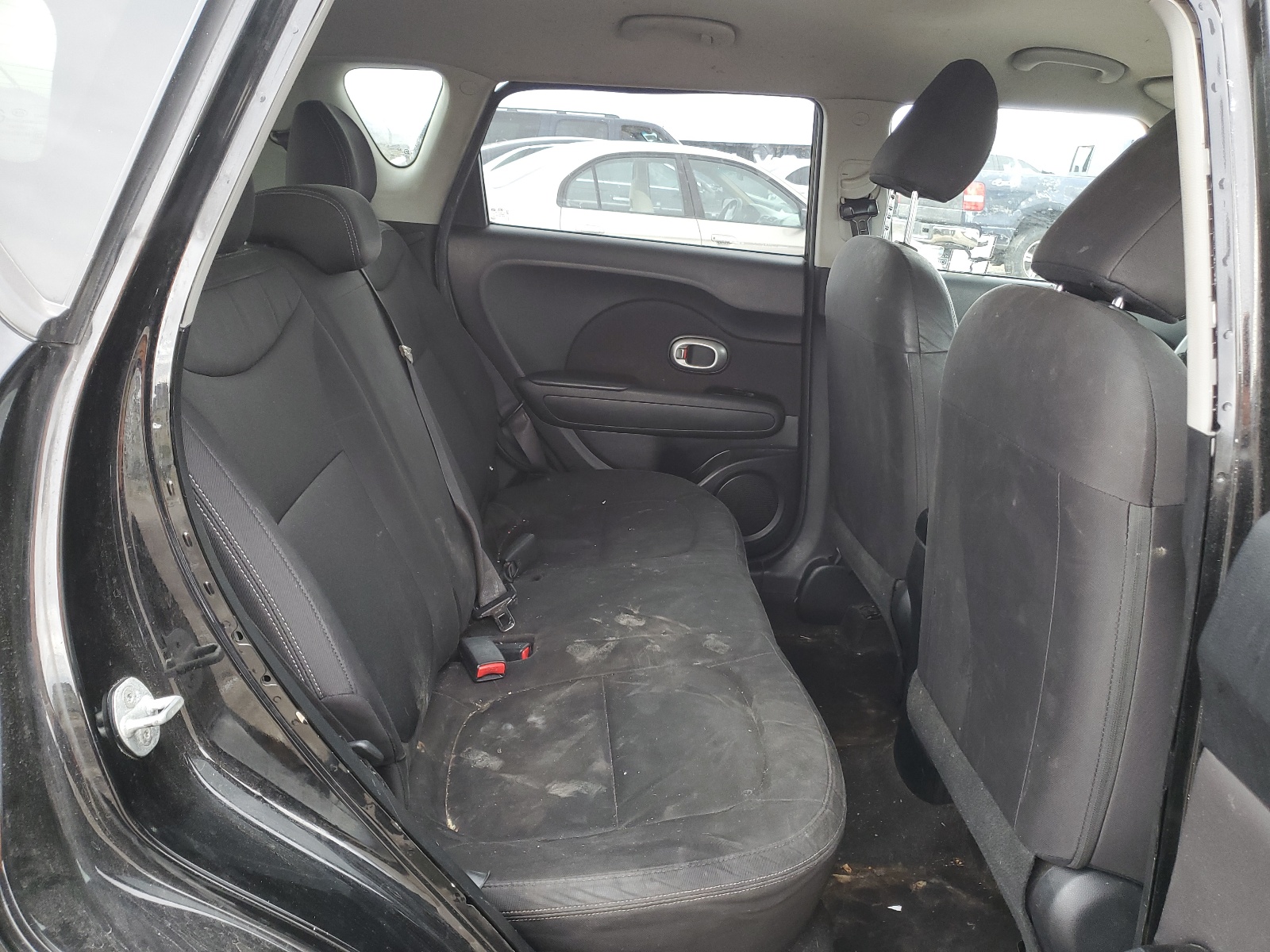 KNDJN2A28F7798121 2015 Kia Soul