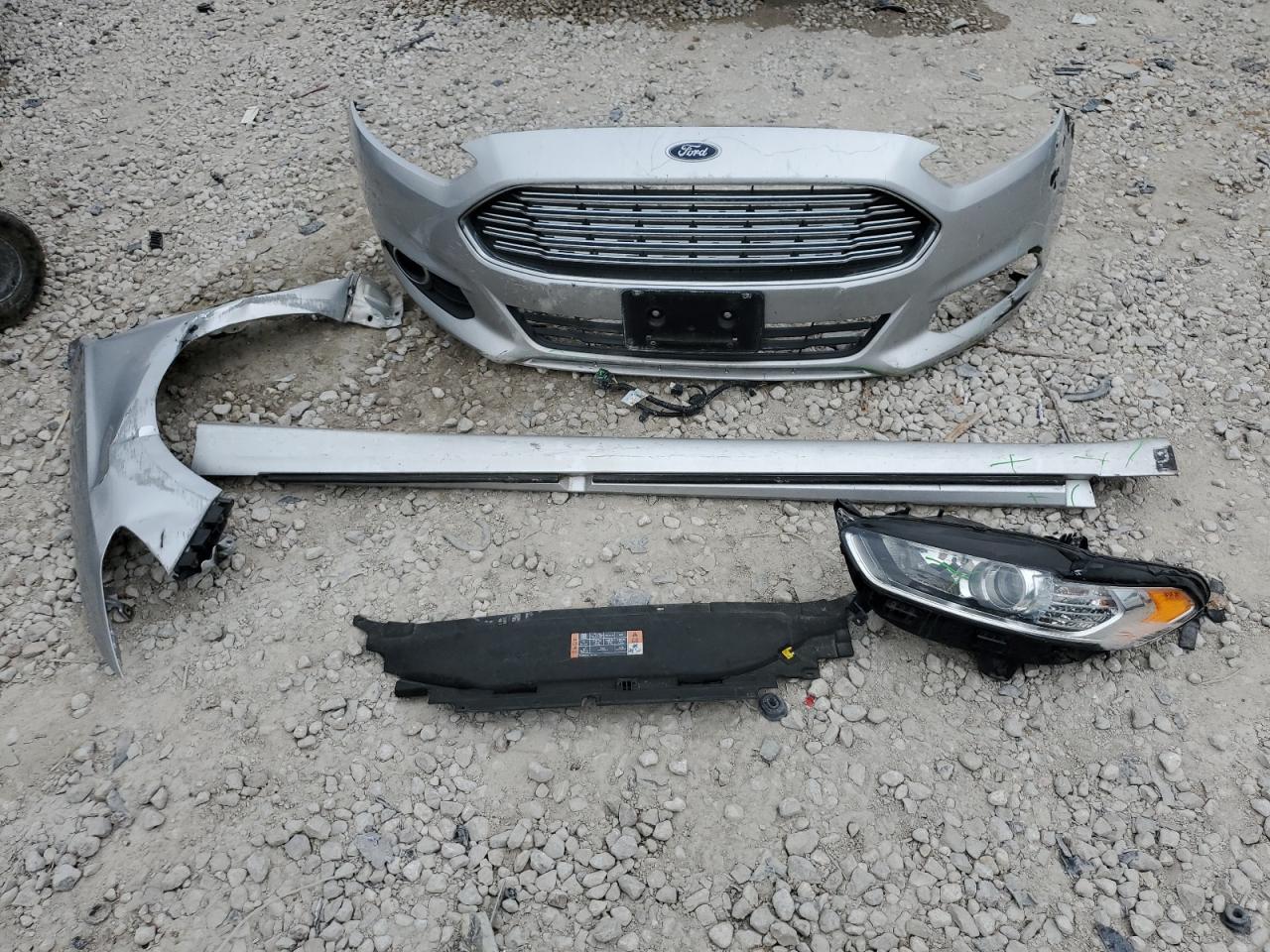 2015 Ford Fusion Se VIN: 1FA6P0HD8F5131417 Lot: 50863604