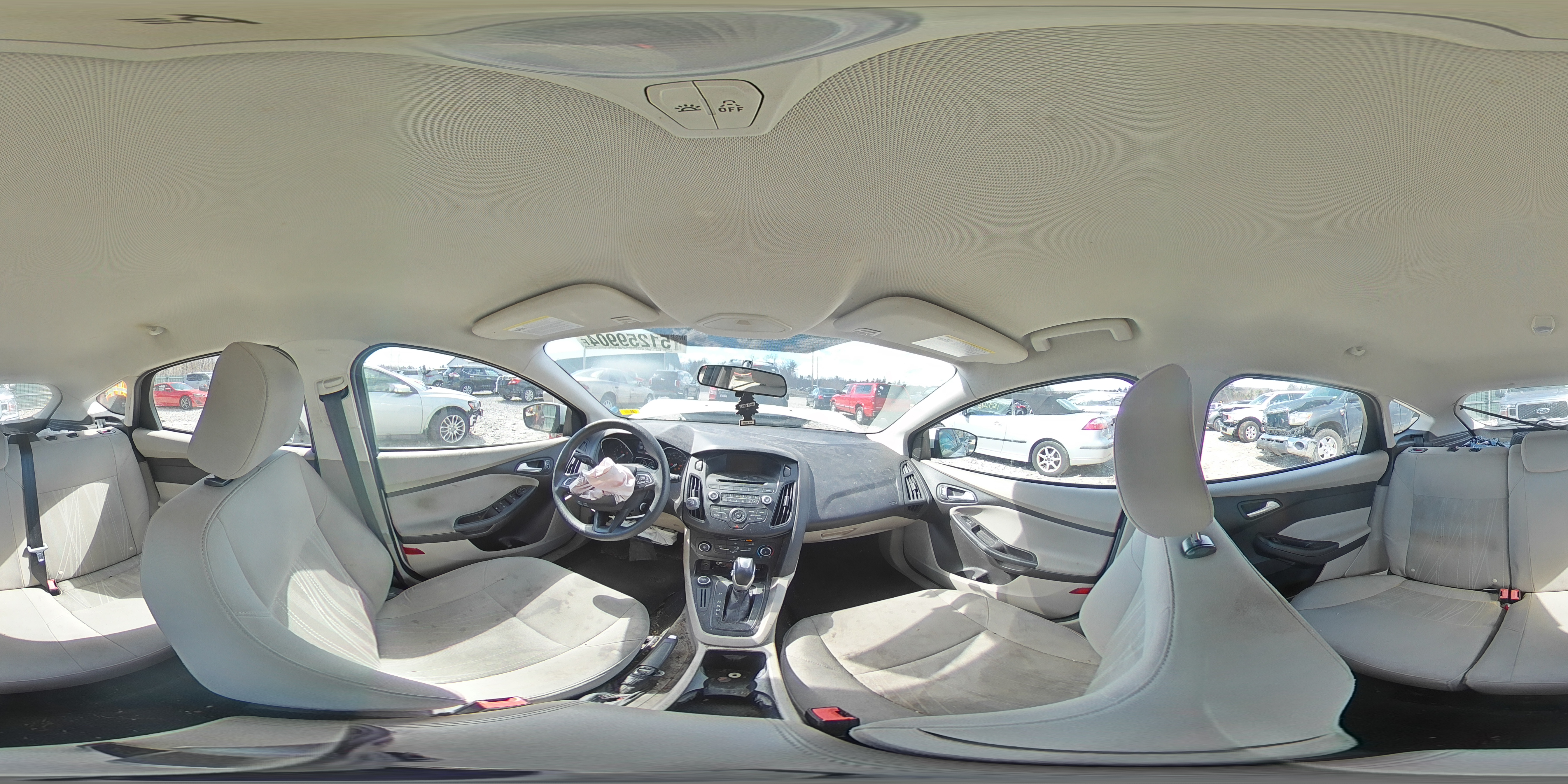 2015 Ford Focus Se VIN: 1FADP3K21FL243021 Lot: 51259904