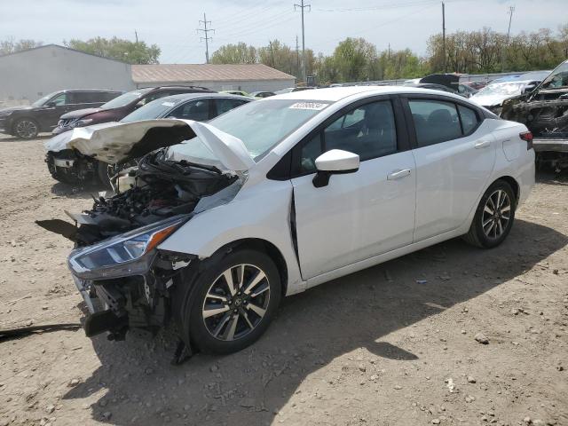  NISSAN VERSA 2022 Білий