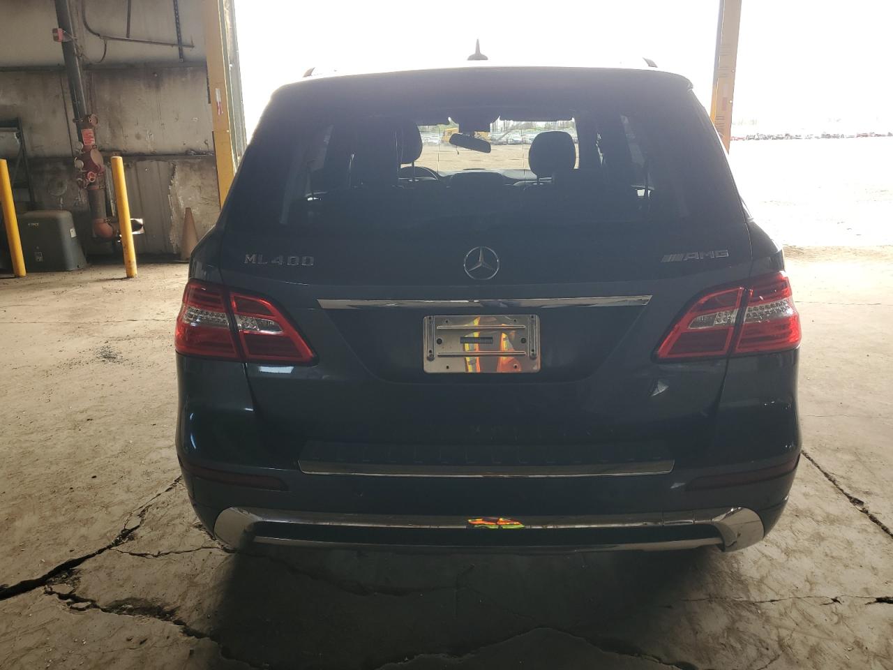 2015 Mercedes-Benz Ml 400 4Matic VIN: 4JGDA5GB5FA445416 Lot: 50996144