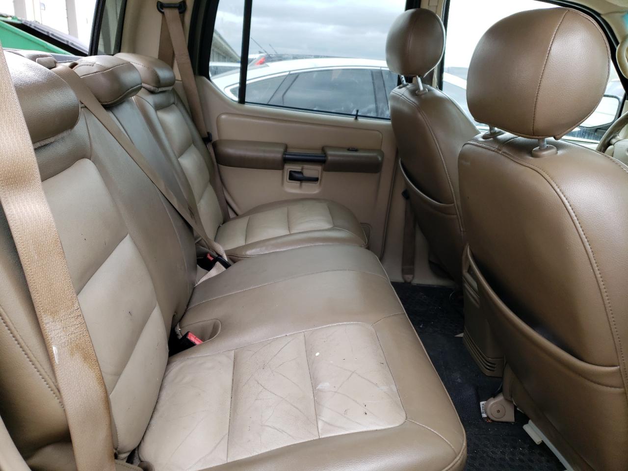 2003 Ford Explorer Sport Trac VIN: 1FMZU67E63UB74745 Lot: 49596184