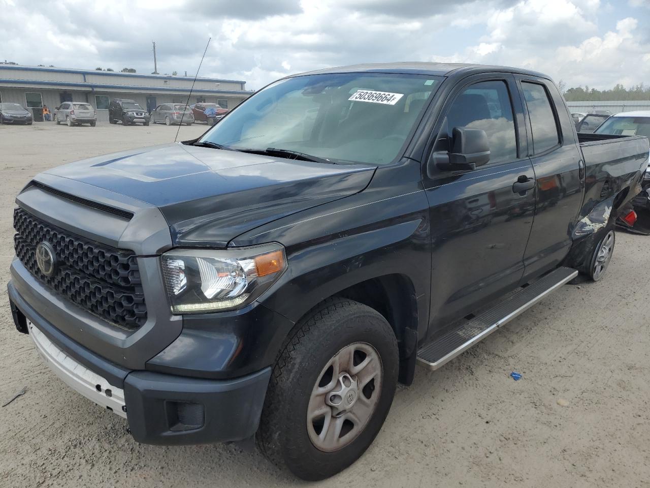 2018 Toyota Tundra Double Cab Sr/Sr5 VIN: 5TFRM5F17JX122856 Lot: 50369664