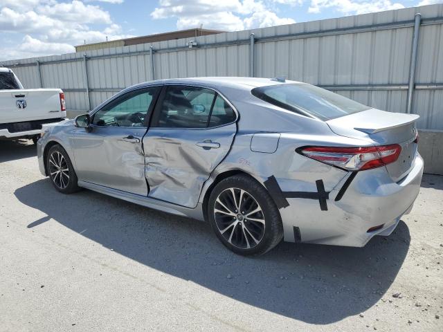  TOYOTA CAMRY 2019 Серебристый