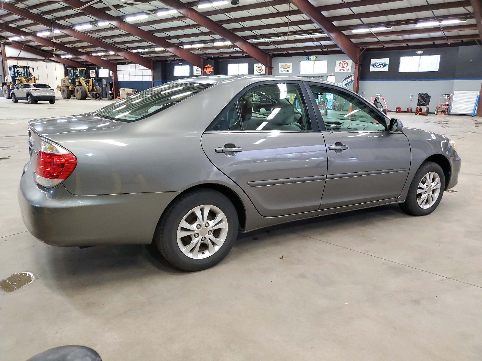 4T1BF30K85U618642 2005 Toyota Camry Le