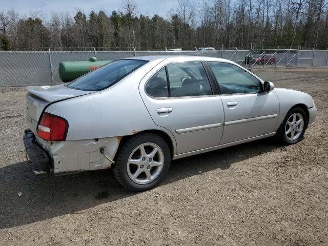 2001 NISSAN ALTIMA XE