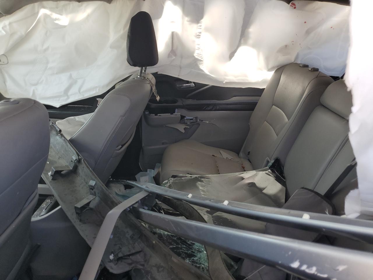 2021 Honda Pilot Touring VIN: 5FNYF5H90MB000928 Lot: 52314434