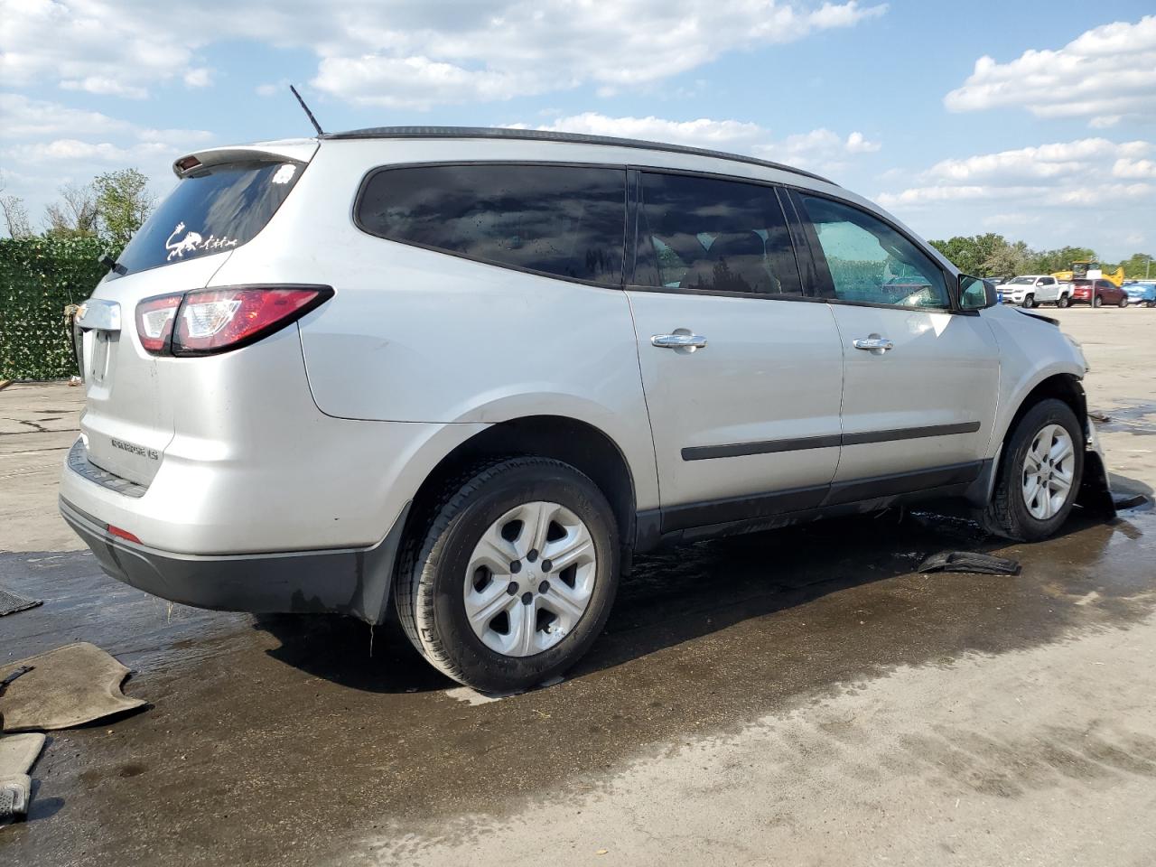 2016 Chevrolet Traverse Ls VIN: 1GNKRFED5GJ276943 Lot: 52102134