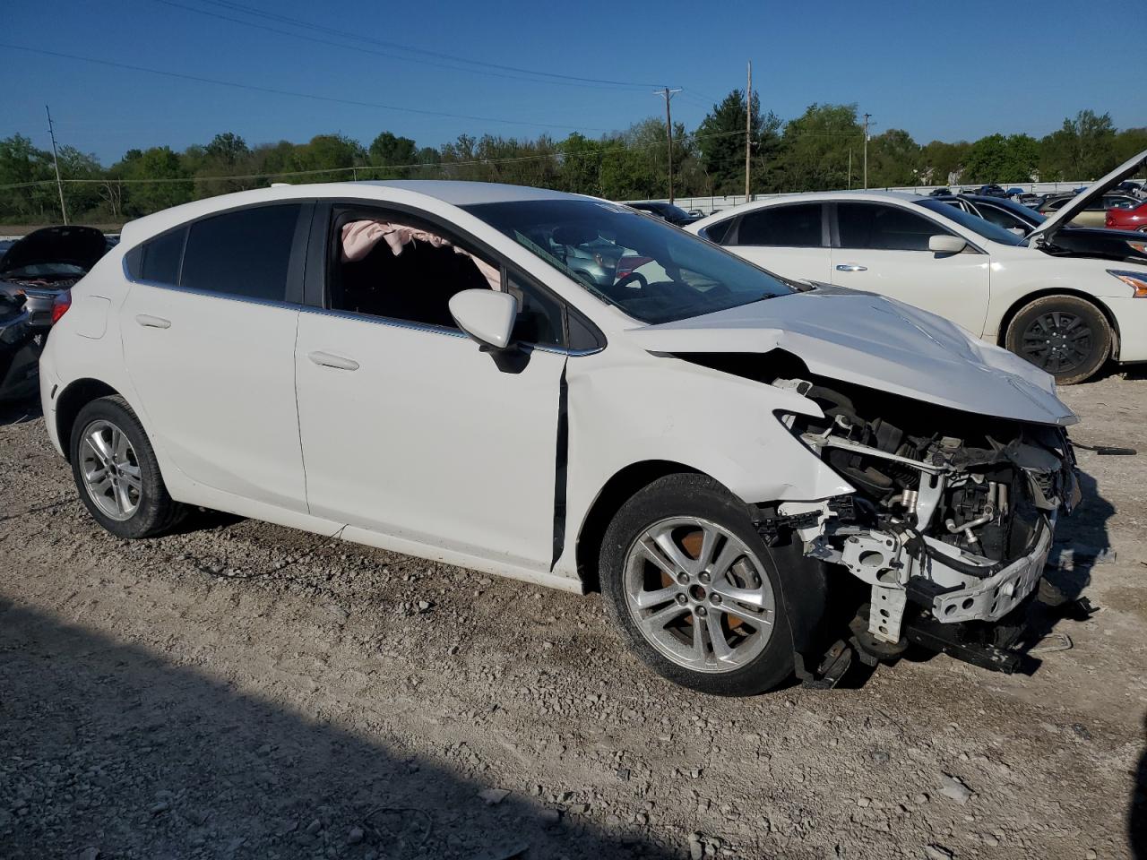 2018 Chevrolet Cruze - Image 4