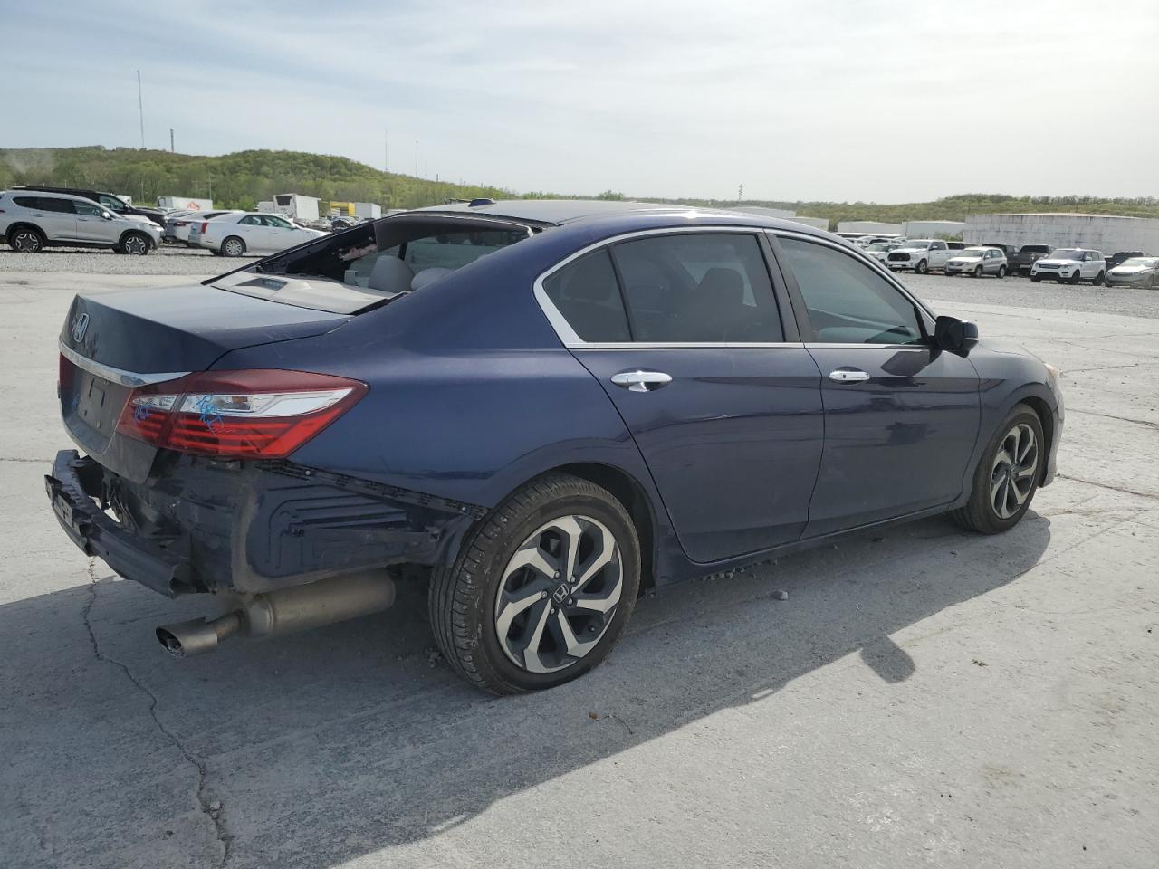 1HGCR2F76HA294739 2017 Honda Accord Ex