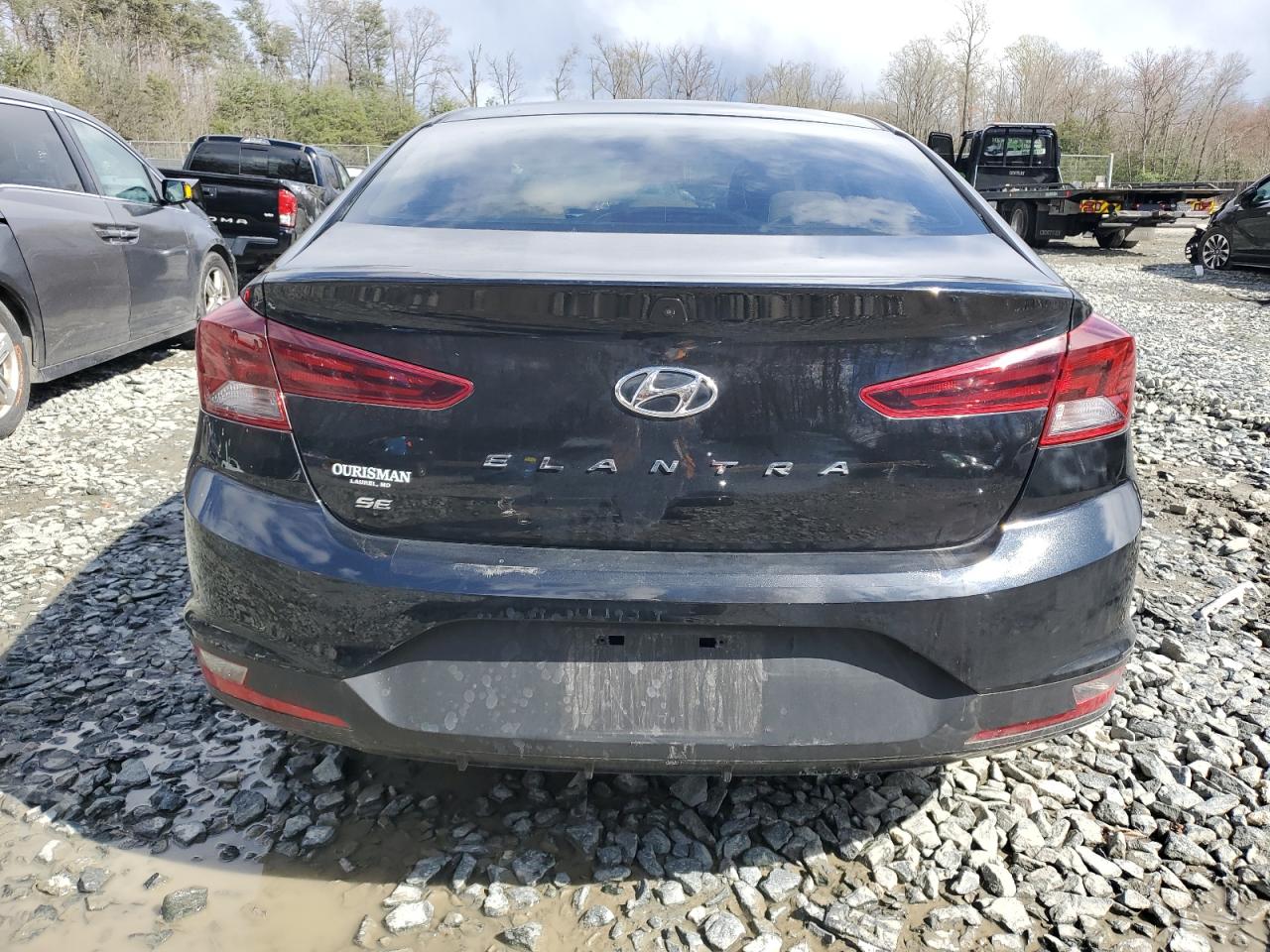 KMHD74LF8KU800816 2019 Hyundai Elantra Se