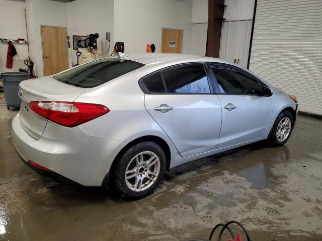 Sedans KIA FORTE 2014 Srebrny