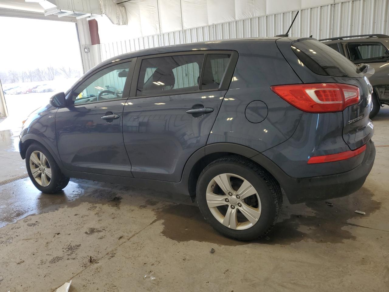 VIN KNDPBCA22D7460297 2013 KIA SPORTAGE no.2