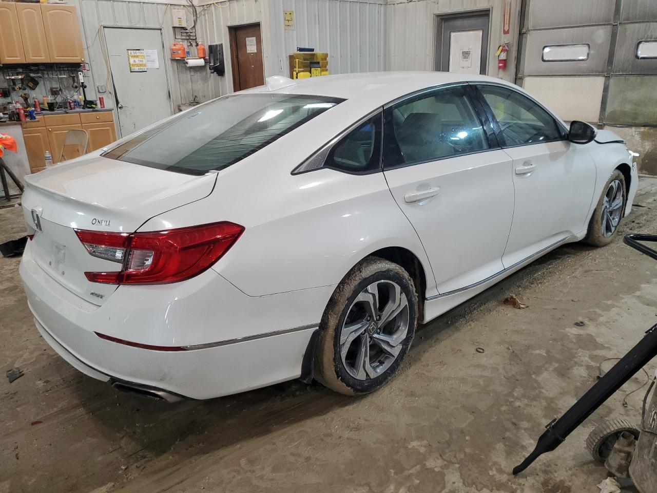 2018 Honda Accord Exl VIN: 1HGCV2F51JA022230 Lot: 52233274