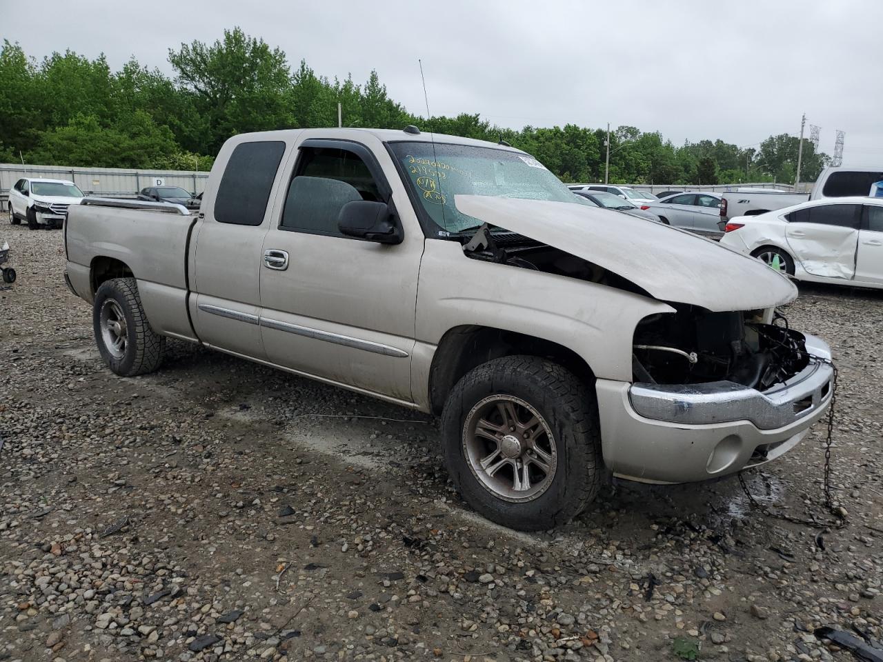 2005 GMC New Sierra C1500 VIN: 1GTEC19T75Z218598 Lot: 52724094